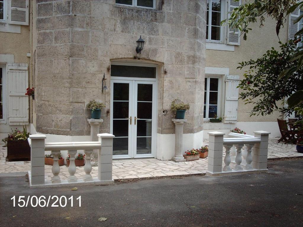 Chateau Ardilleux Exteriör bild